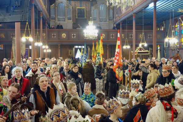 Babiogórski Orszak Trzech Króli w Zawoi 2025